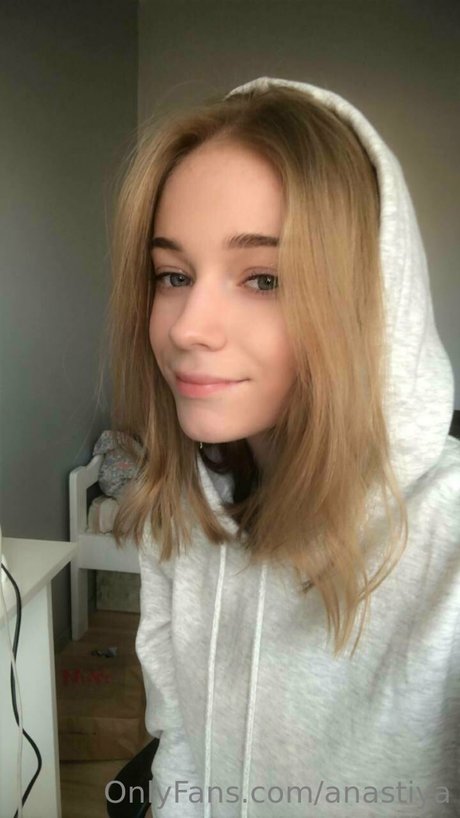 Anastiya nude star pics