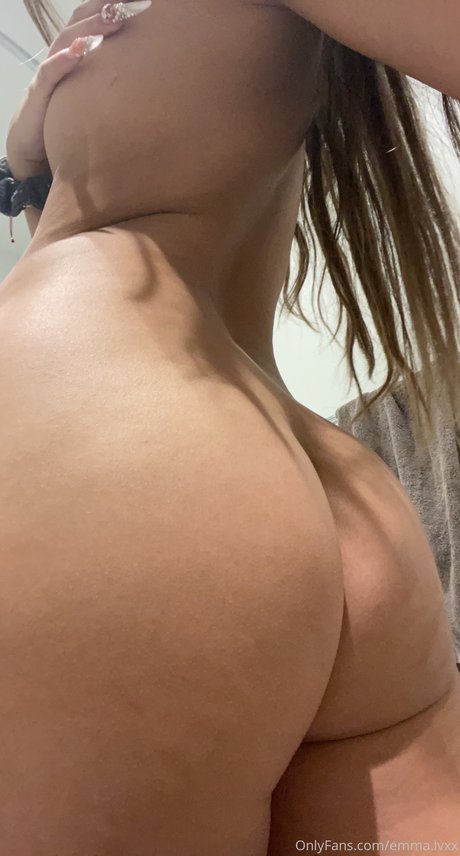 _Bunni Emmie nude actress images