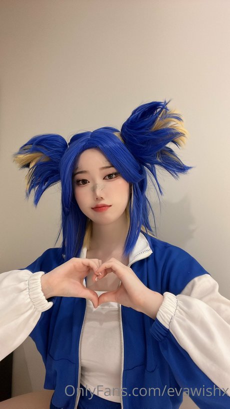 Evawishx_ xxx model photos