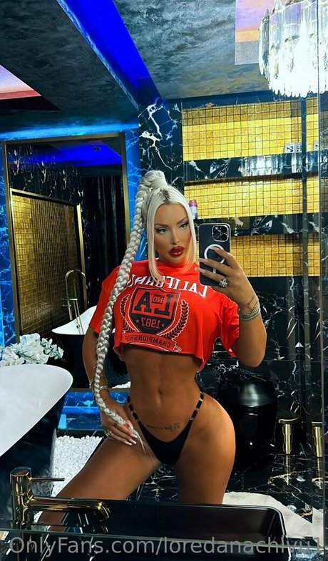 Loredana Chivu model art pic