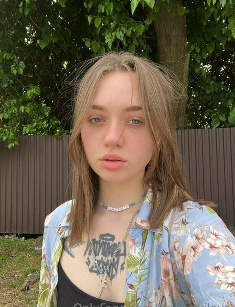 zoya akilova nudes model archive