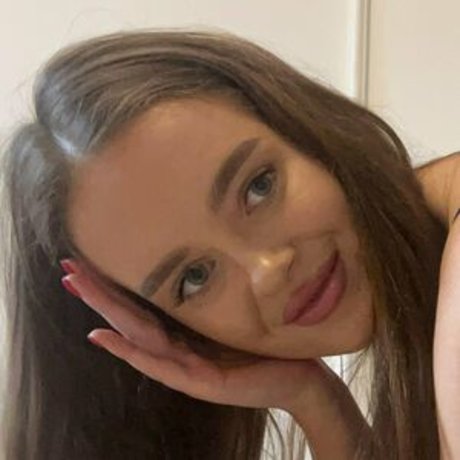 zoya akilova high quality star pic