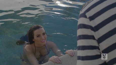 Abigail Ratchford pornographic model img