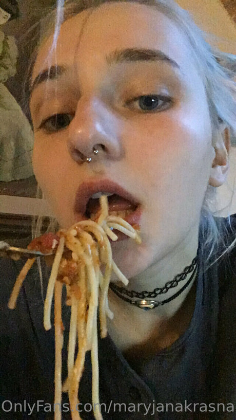 Maryjanakrasnapanna Profile photo