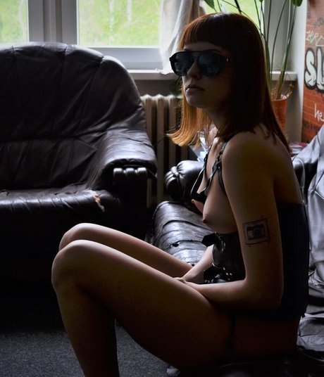 Zu Zakova art model photo