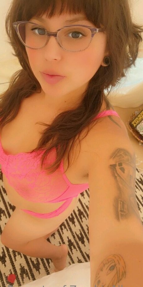 Zumbieallure high quality pornstar img