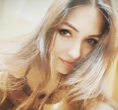 Zoya Rathore pornstar archive