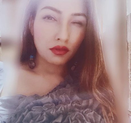 Zoya Rathore naked pornstar picture