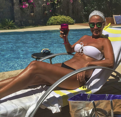 comedian onlyfans art naked pic