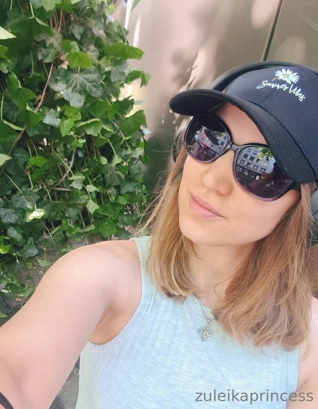 zuleikaprincess pornstar naked archive