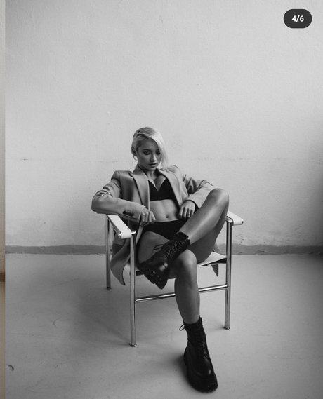 Zuzana Kardos star free archive