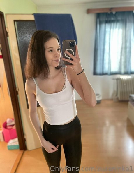 zuzaninka1 pornstar free img