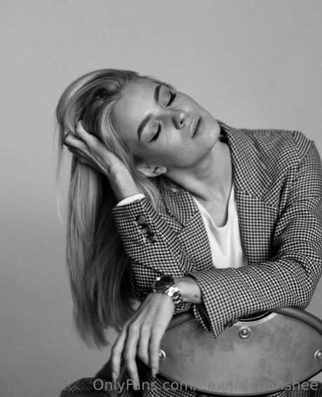 Naughtybanshee porn star photos