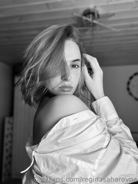 Regina Sahar top model pic