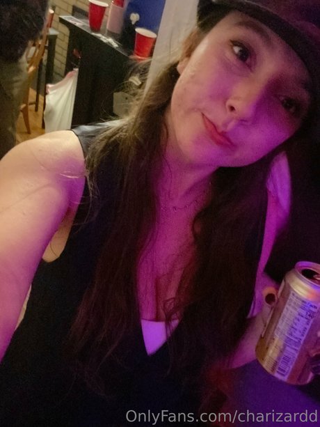 Charizard star art pics