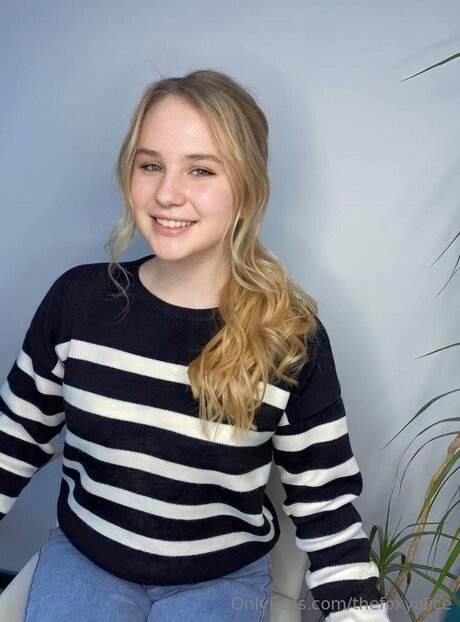 squirt teen onlyfans pretty image