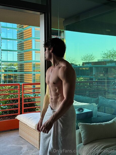 Wyattgonewild model adult images