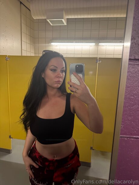 Dellacarolyn star high quality images