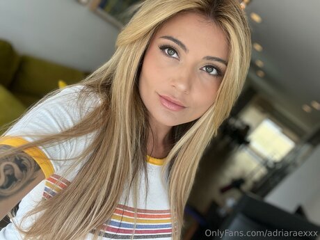 Adriaraexxx star nude archive