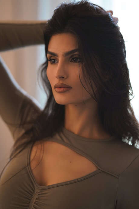 Yaelaris xxx star pic