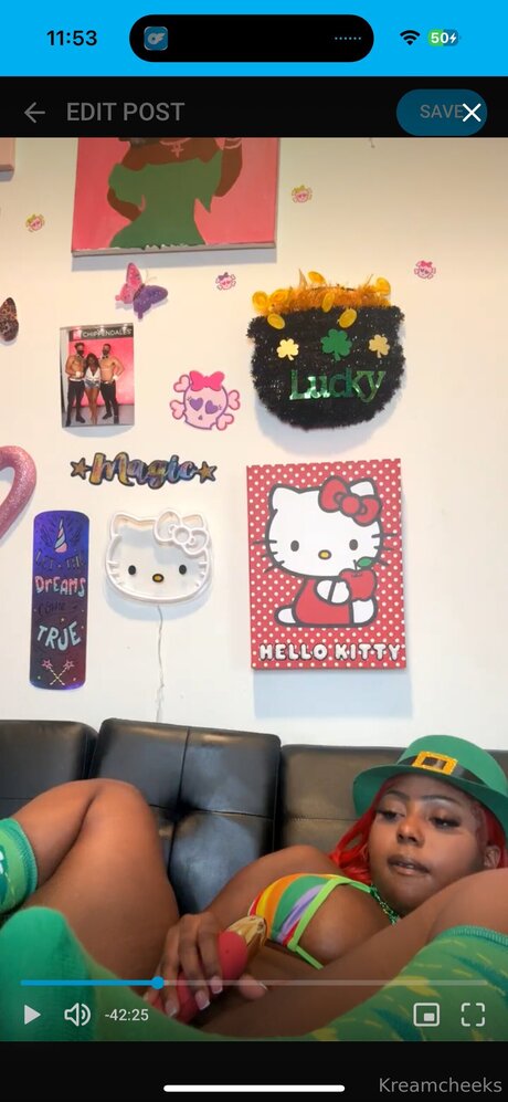 Kreamcheekss pornographic actress pic