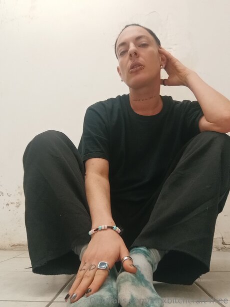 Alexbitchcraft4free porn model pictures