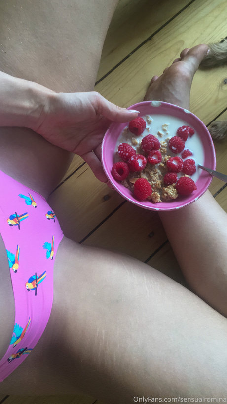 Sensualvibesss best model pic