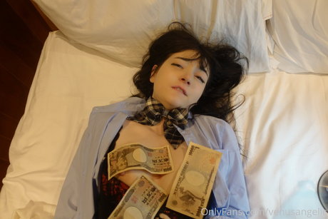 Venus Angelic actress picture