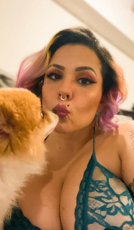 Zombiunicorn model beautiful images