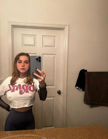 zooemoore model art img