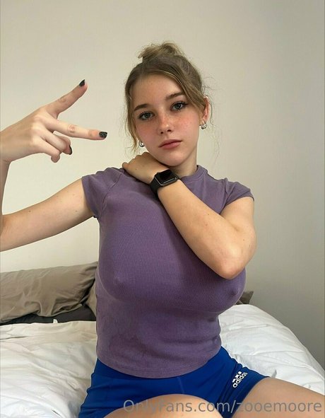 zooemoore model sexy image