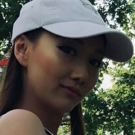 Zoey Lee sex model gallery