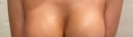 Adelinelux Quick photo