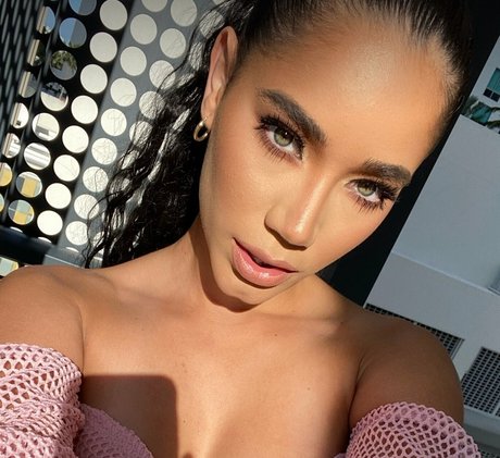 Beronika Martinez exclusive actress picture