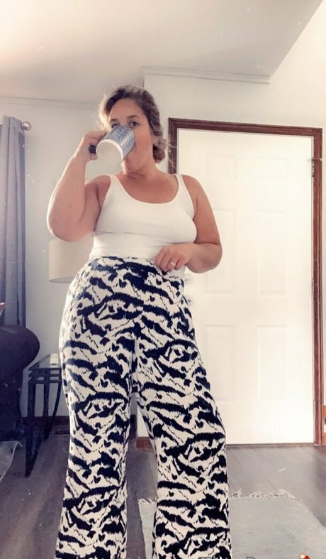 Layla Jones star sexy archive