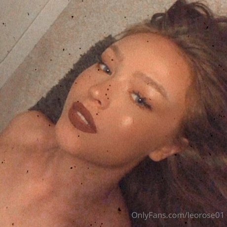 Leo Rose model hot photo