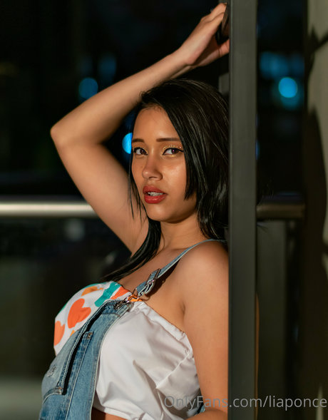 Lia Ponce model adult photo