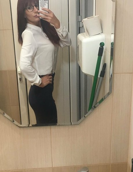 Radosveta star art photos