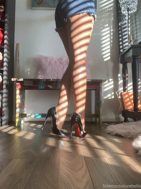 Stilettocouturebella porn actress photo