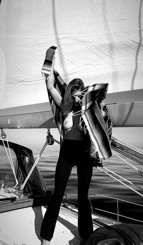 big tits skinny onlyfans porn photos