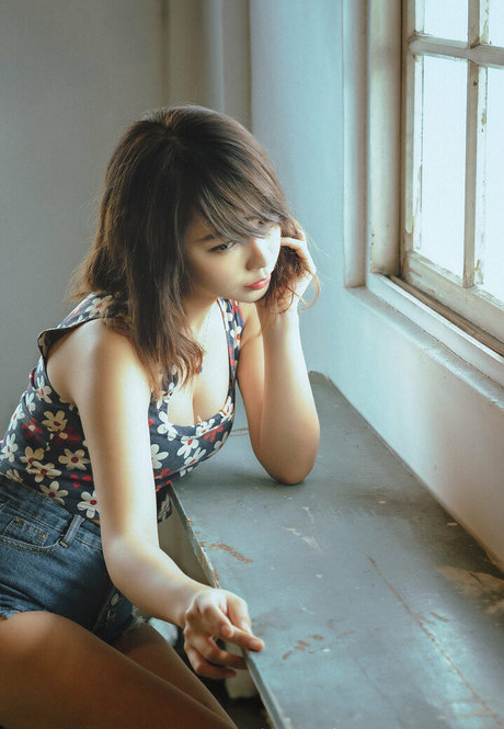 Zoeso nudes star picture