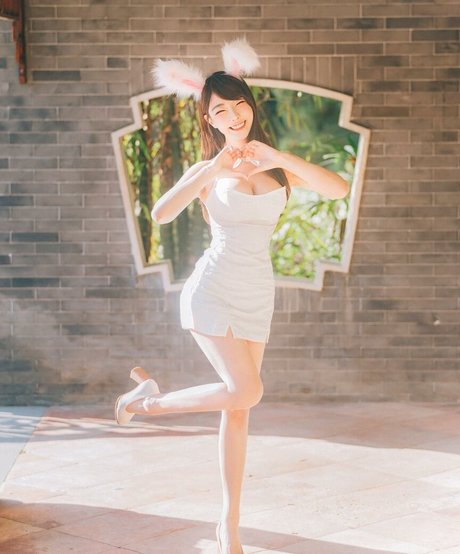 Zoeso free pornstar gallery