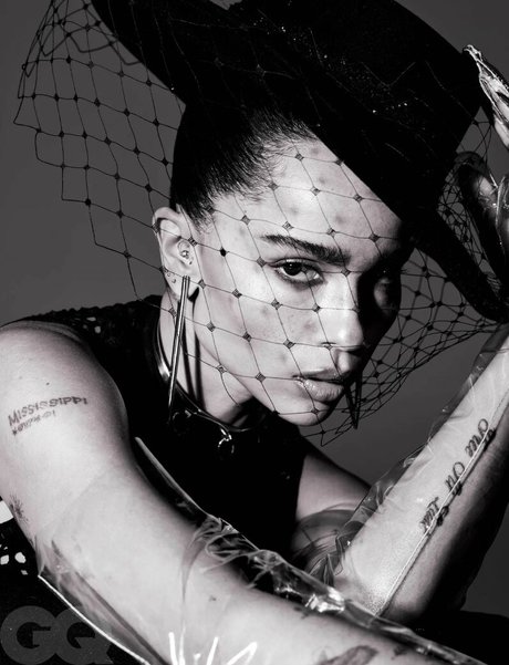 Zoe Kravitz sexy star pic