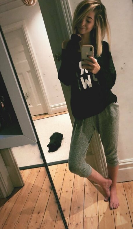 teen lesbian onlyfans free xxx img