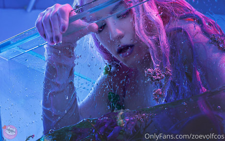 Zoe Volf sex model galleries