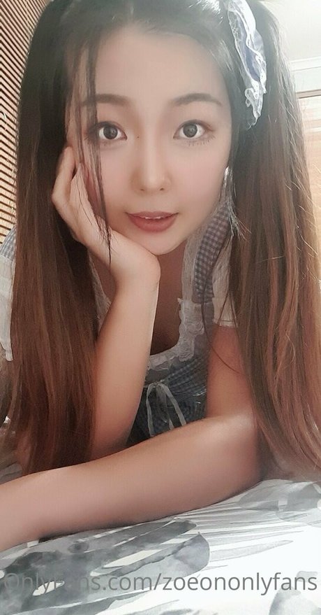 zoeononlyfans perfect actress photo