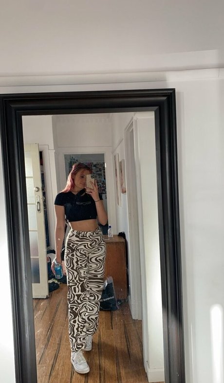 Zoe H exclusive pornstar archive