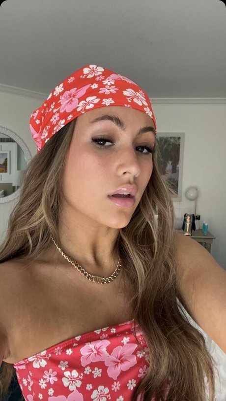 Zoe Fergurson model hd picture