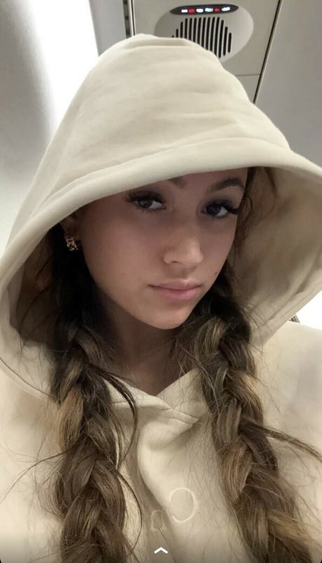 Zoe Fergurson star pretty galleries