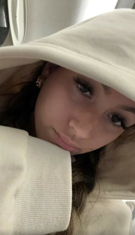 Zoe Fergurson top star gallery